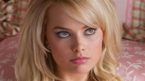 Margot Robbie on Wolf of Wall Street Nude Scene, Slapping。